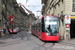 Stadler Tramlink 6/8 n°913 sur la ligne 6 (Bernmobil) à Berne (Bern)