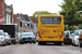 Iveco Crossway II LE City 13 n°1455 (49-BZS-2) sur la ligne 71 (Qbuzz Fryslân) à Tzummarum